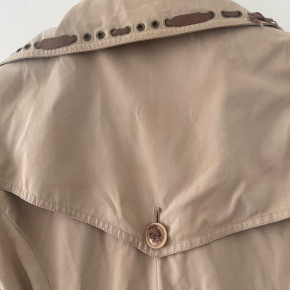 BCBGMaxAzria Trench Coat - Picture 4 of 9